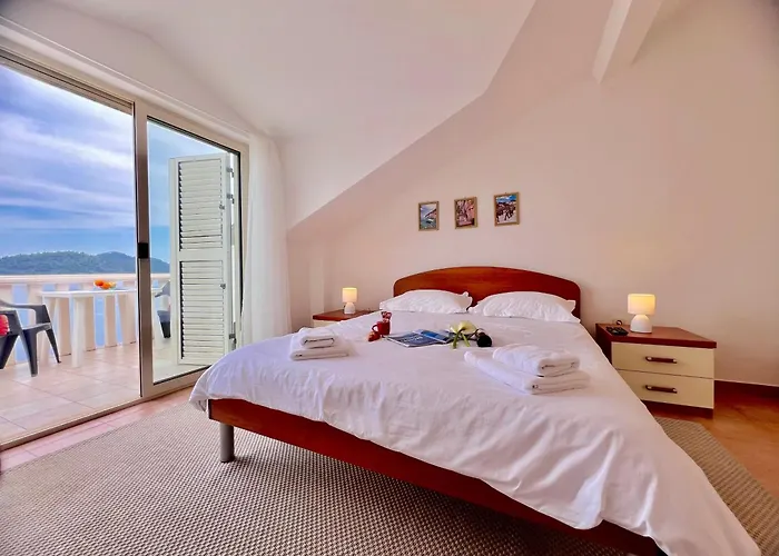 Terrace Studios With Panoramic Seaview